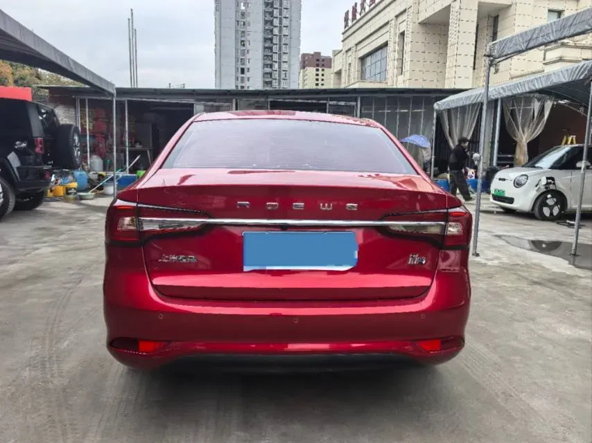 2019 Roewe i5 1.5L 120HP L4 5MT,autocango,china used car exporter,china ev exporter,chinese used car exporter,chinese used ev exporter