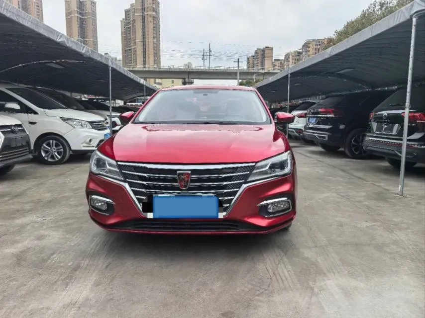 2019 Roewe i5 1.5L 120HP L4 5MT,autocango,china used car exporter,china ev exporter,chinese used car exporter,chinese used ev exporter