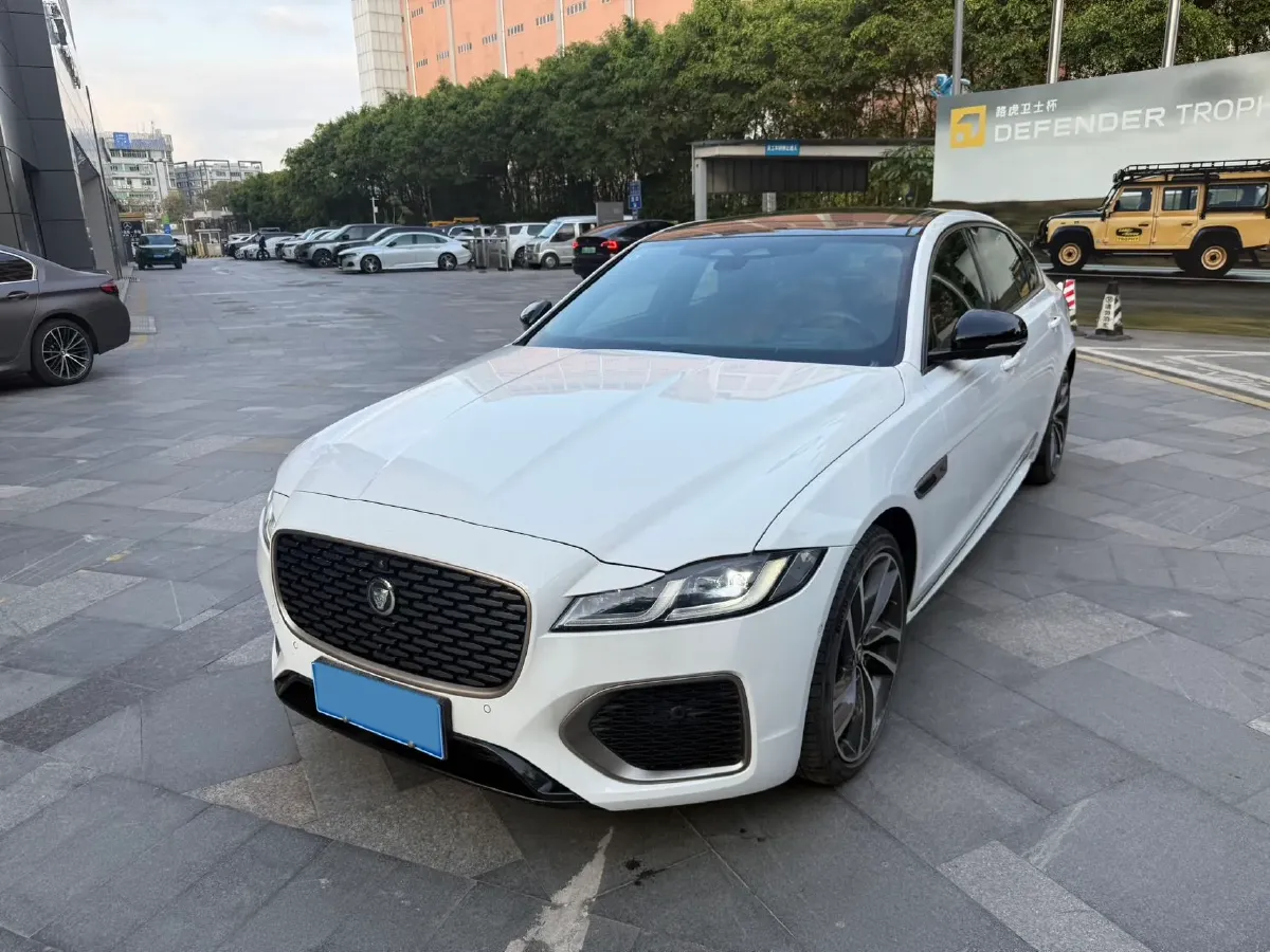 2024 Jaguar XFL 2.0T 300HP L4 8AT,autocango,china used car exporter,china ev exporter,chinese used car exporter,chinese used ev exporter