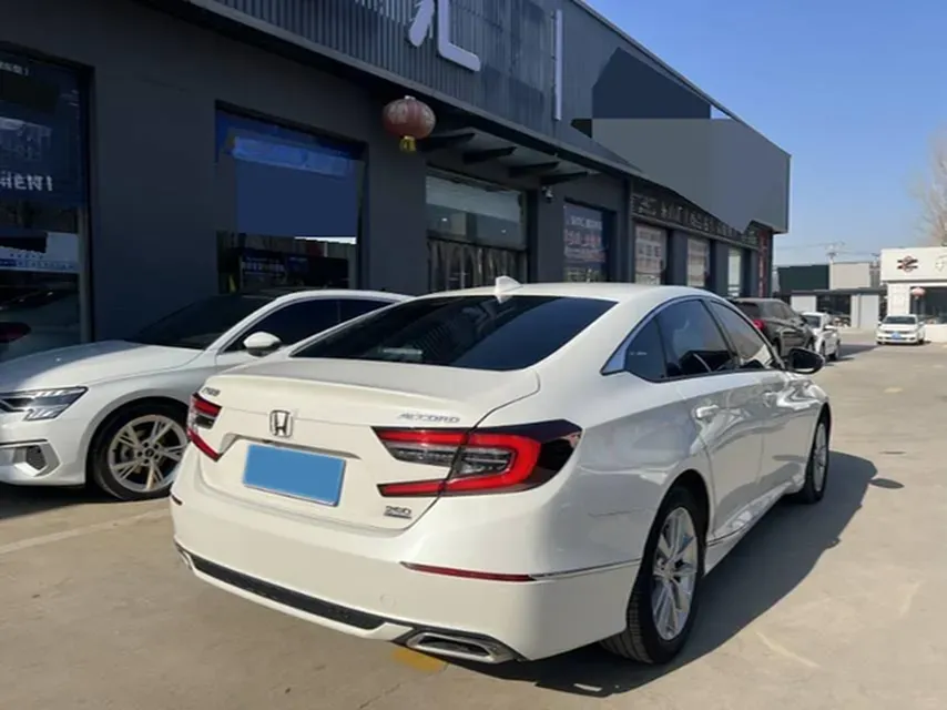 2022 Honda Accord 1.5T 194HP L4 CVT,autocango,china used car exporter,china ev exporter,chinese used car exporter,chinese used ev exporter