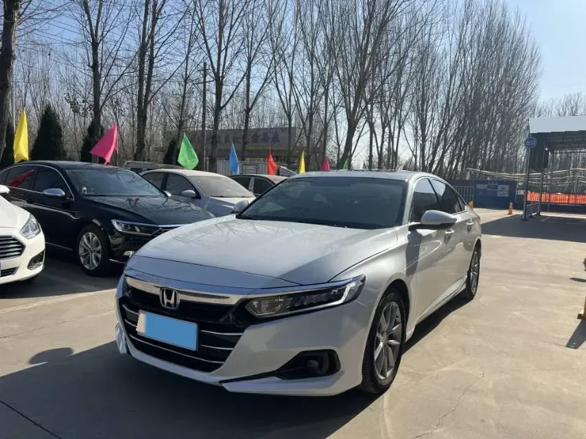 2022 Honda Accord 1.5T 194HP L4 CVT,autocango,china used car exporter,china ev exporter,chinese used car exporter,chinese used ev exporter