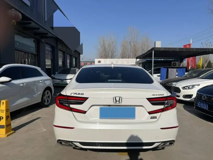 2022 Honda Accord 1.5T 194HP L4 CVT,autocango,china used car exporter,china ev exporter,chinese used car exporter,chinese used ev exporter