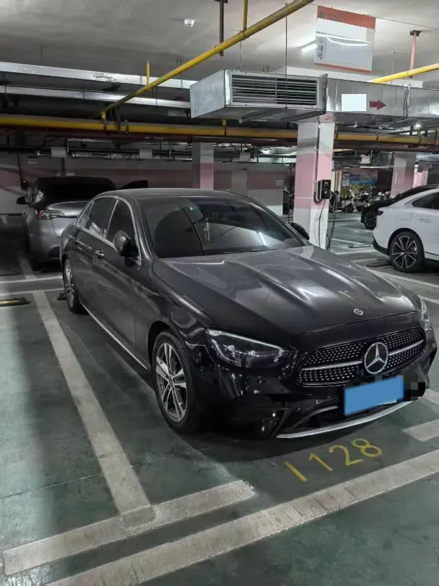 2021 Mercedes-Benz E Class 1.5T 184HP L4 9AT,autocango,china used car exporter,china ev exporter,chinese used car exporter,chinese used ev exporter