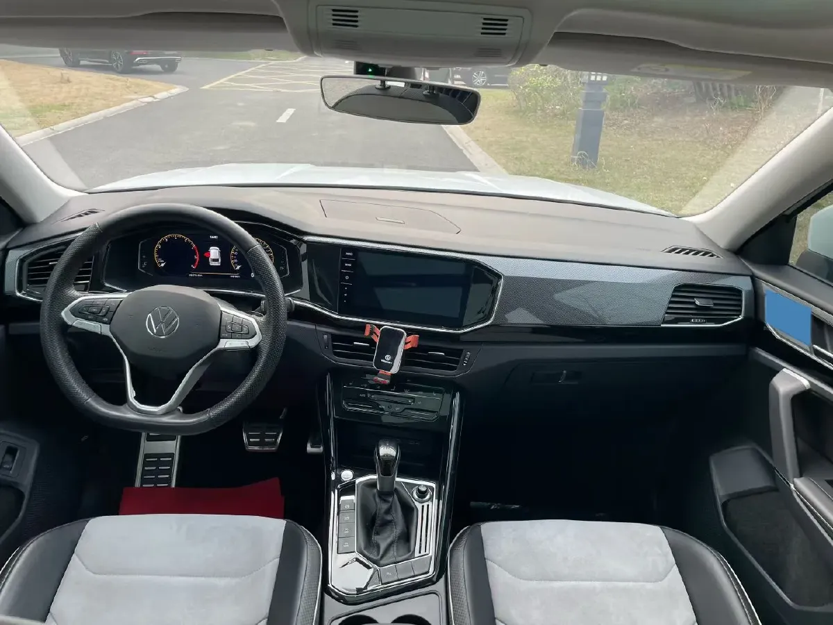 2020 Volkswagen Tayron X 2.0T 186HP L4 7DCT,autocango,china used car exporter,china ev exporter,chinese used car exporter,chinese used ev exporter