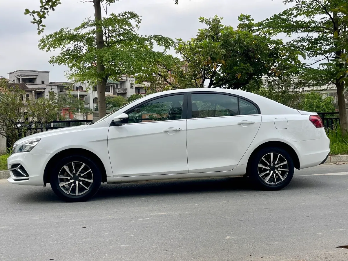 2019 Geely Emgrand 1.5L 109HP L4 5MT,autocango,china used car exporter,china ev exporter,chinese used car exporter,chinese used ev exporter