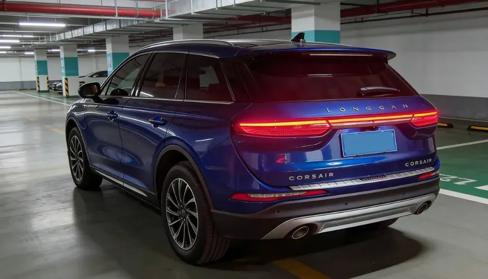 2021 Lincoln Corsair 2.0T 245HP L4 8AT,autocango,china used car exporter,china ev exporter,chinese used car exporter,chinese used ev exporter