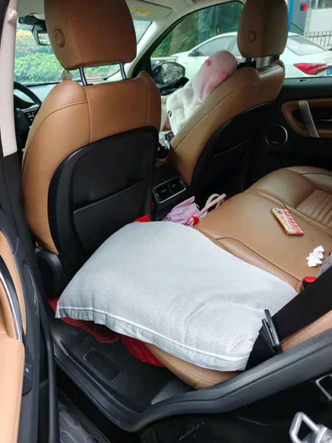 2023 Land Rover Discovery Sport 2.0T 249HP L4 9AT,autocango,china used car exporter,china ev exporter,chinese used car exporter,chinese used ev exporter