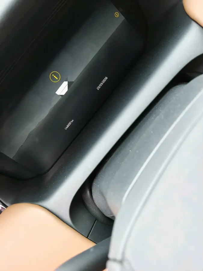 2023 Land Rover Discovery Sport 2.0T 249HP L4 9AT,autocango,china used car exporter,china ev exporter,chinese used car exporter,chinese used ev exporter