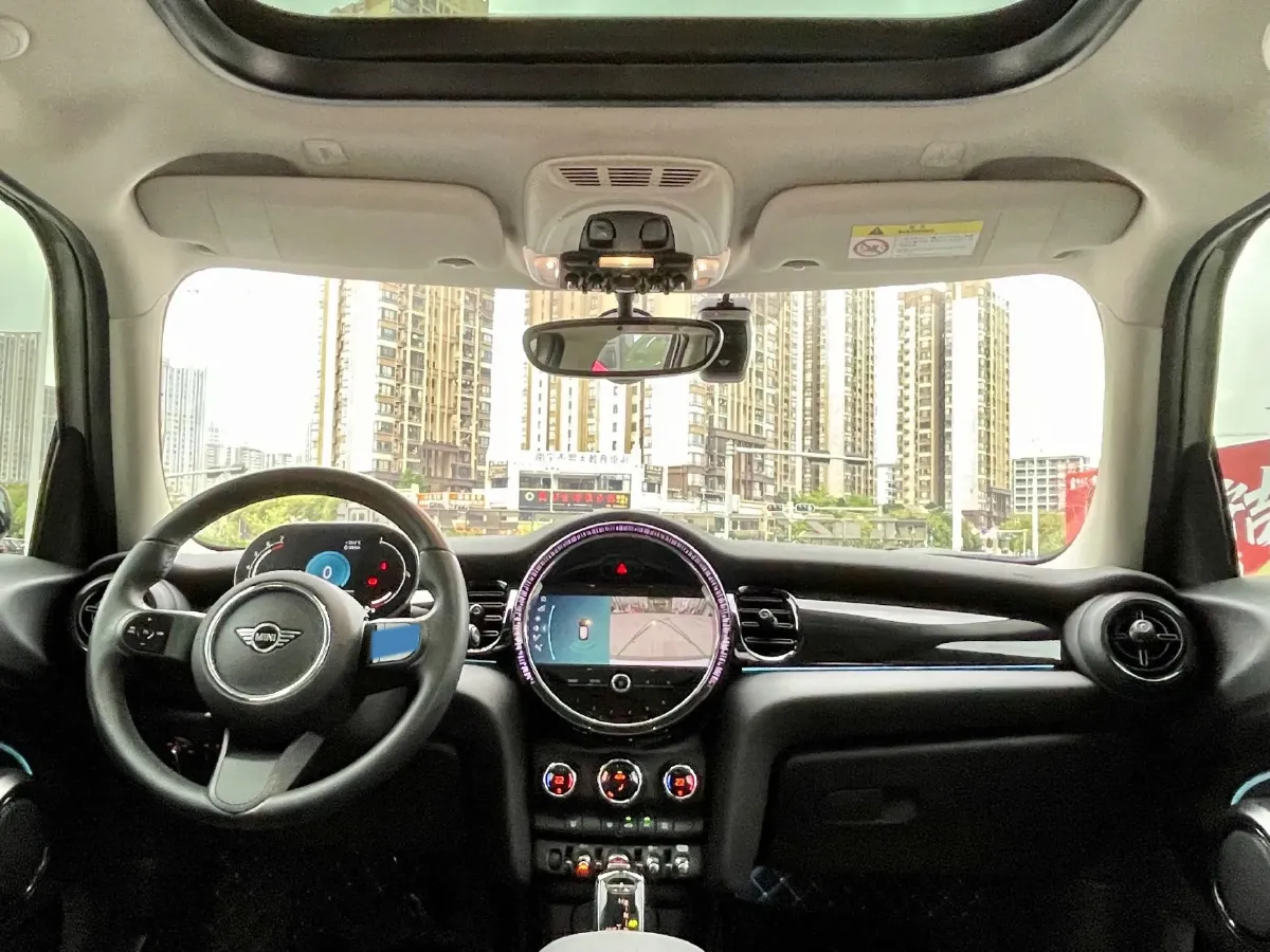 2023 MINI MINI 1.5T 136HP L3 7DCT,autocango,china used car exporter,china ev exporter,chinese used car exporter,chinese used ev exporter