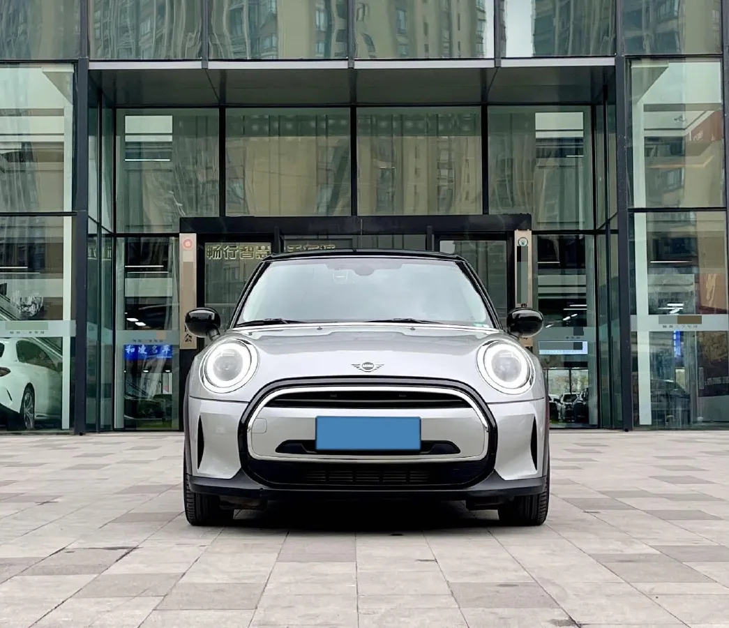 2023 MINI MINI 1.5T 136HP L3 7DCT,autocango,china used car exporter,china ev exporter,chinese used car exporter,chinese used ev exporter