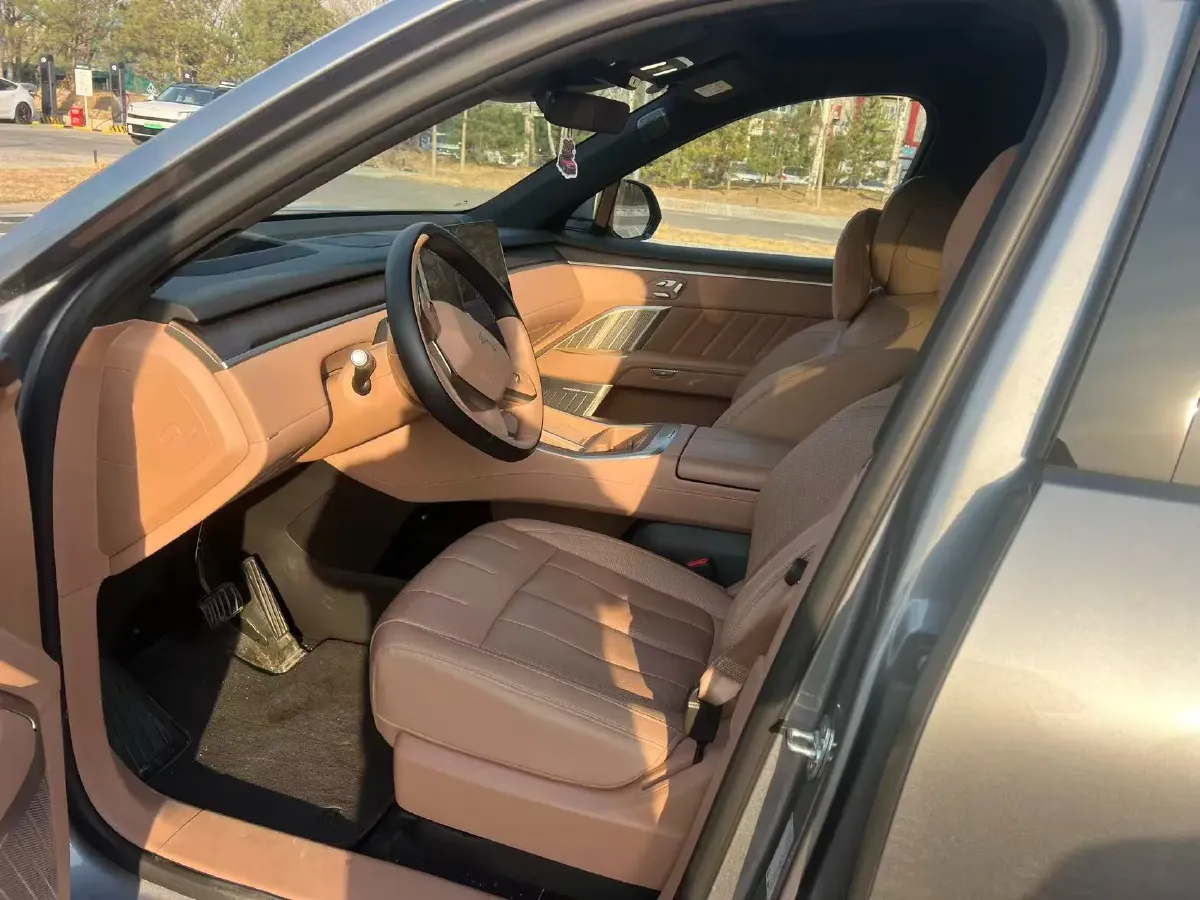 2025 ONVO L90 BEV,autocango,china used car exporter,china ev exporter,chinese used car exporter,chinese used ev exporter