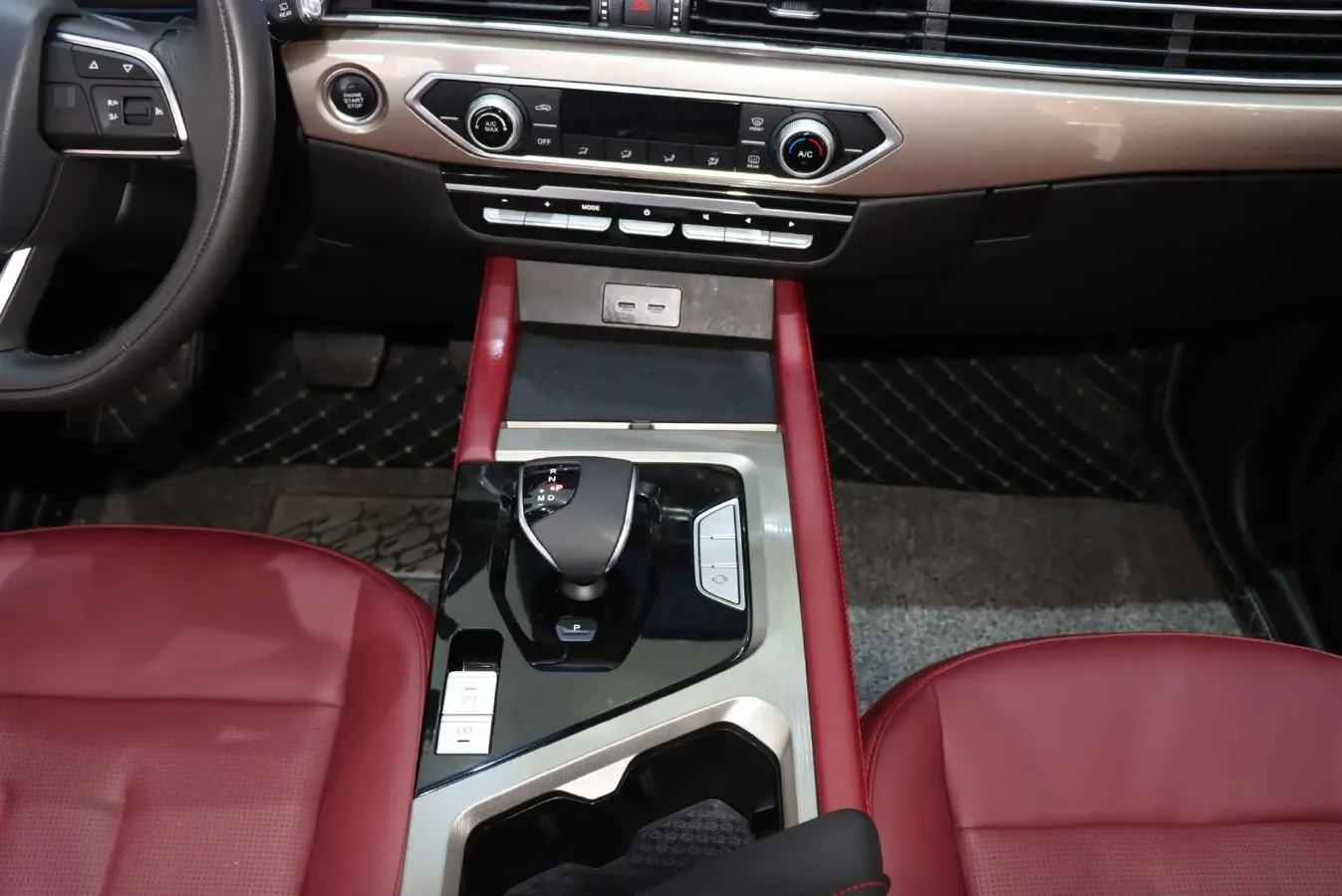 2024 Jetour X70 1.5T 156HP L4 6DCT,autocango,china used car exporter,china ev exporter,chinese used car exporter,chinese used ev exporter