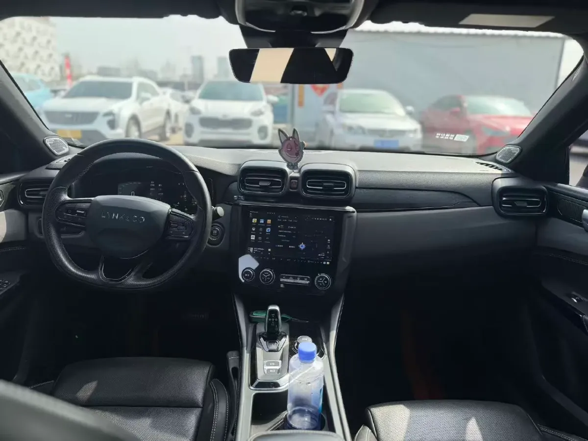 2022 LYNK&CO 03 2.0T 190HP L4 7DCT,autocango,china used car exporter,china ev exporter,chinese used car exporter,chinese used ev exporter