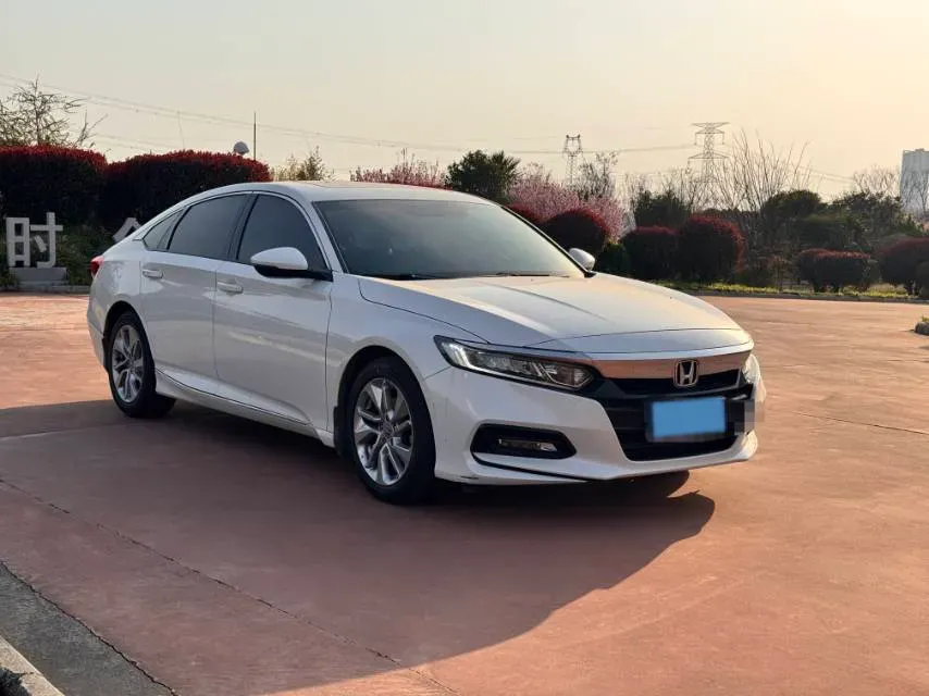 2018 Honda Accord 1.5T 194HP L4 CVT,autocango,china used car exporter,china ev exporter,chinese used car exporter,chinese used ev exporter