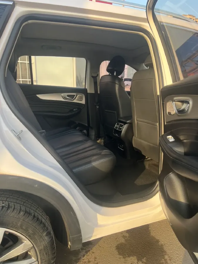 2019 Roewe RX5 MAX 2.0T 231HP L4 6DCT,autocango,china used car exporter,china ev exporter,chinese used car exporter,chinese used ev exporter