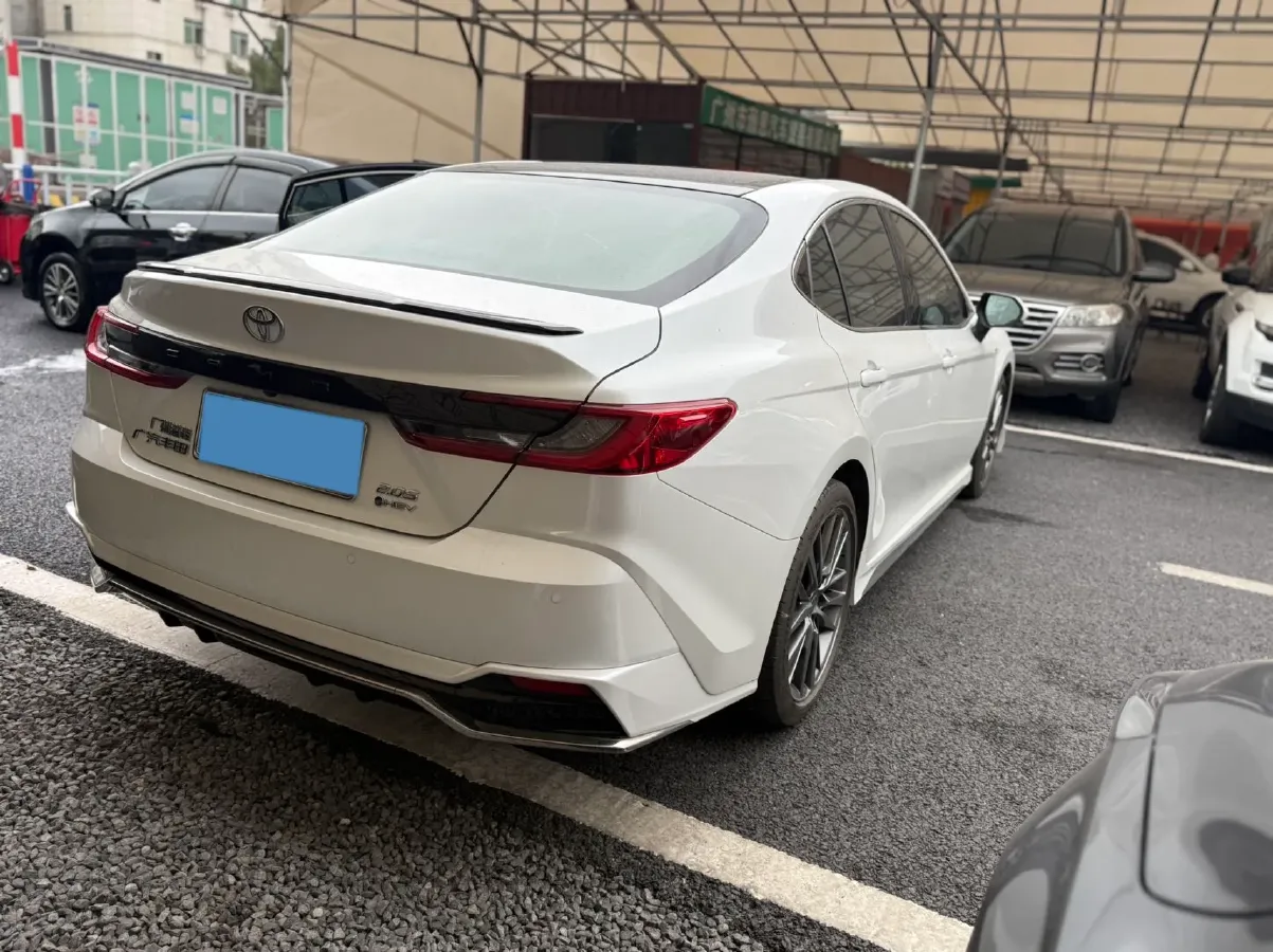 2024 Toyota Camry 2.0L 152HP L4 E-CVT Hybrid,autocango,china used car exporter,china ev exporter,chinese used car exporter,chinese used ev exporter