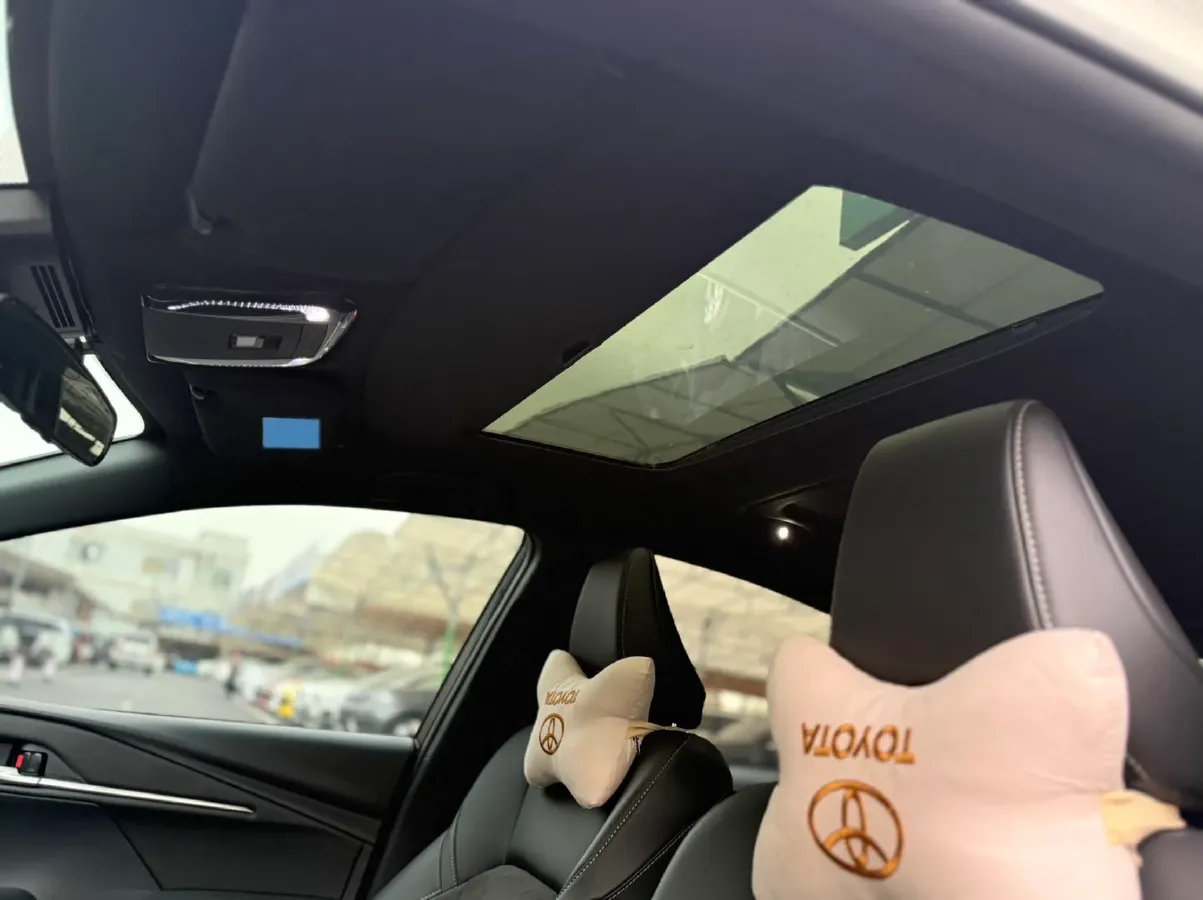 2024 Toyota Camry 2.0L 152HP L4 E-CVT Hybrid,autocango,china used car exporter,china ev exporter,chinese used car exporter,chinese used ev exporter