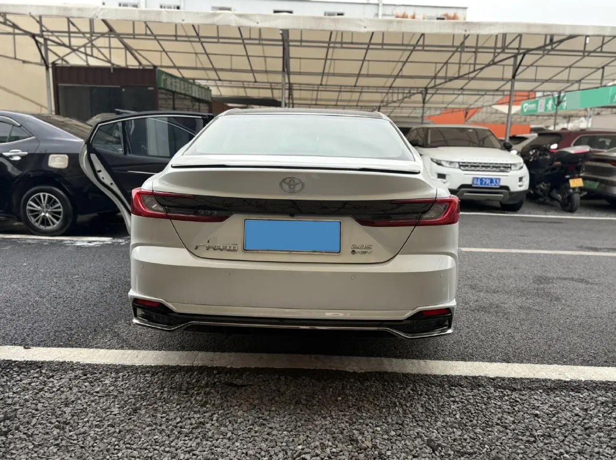 2024 Toyota Camry 2.0L 152HP L4 E-CVT Hybrid,autocango,china used car exporter,china ev exporter,chinese used car exporter,chinese used ev exporter