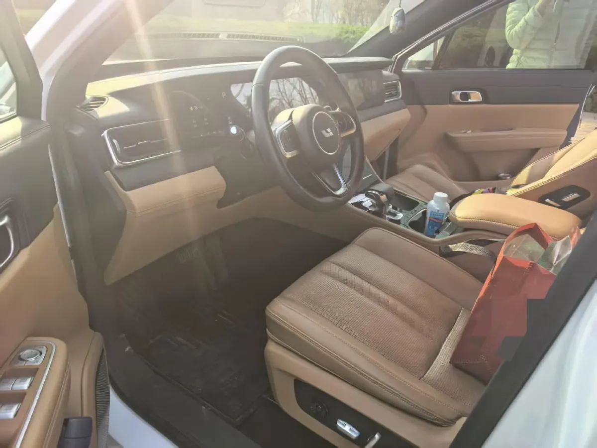 2020 Li ONE Range Extended 131HP REEV 40.5KWH,autocango,china used car exporter,china ev exporter,chinese used car exporter,chinese used ev exporter