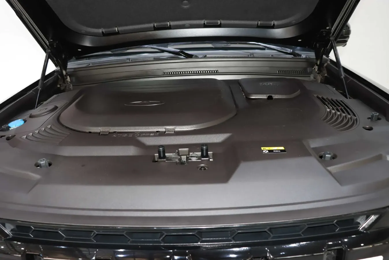 2023 Jetour Traveller 2.0T 254HP L4 8AT,autocango,china used car exporter,china ev exporter,chinese used car exporter,chinese used ev exporter