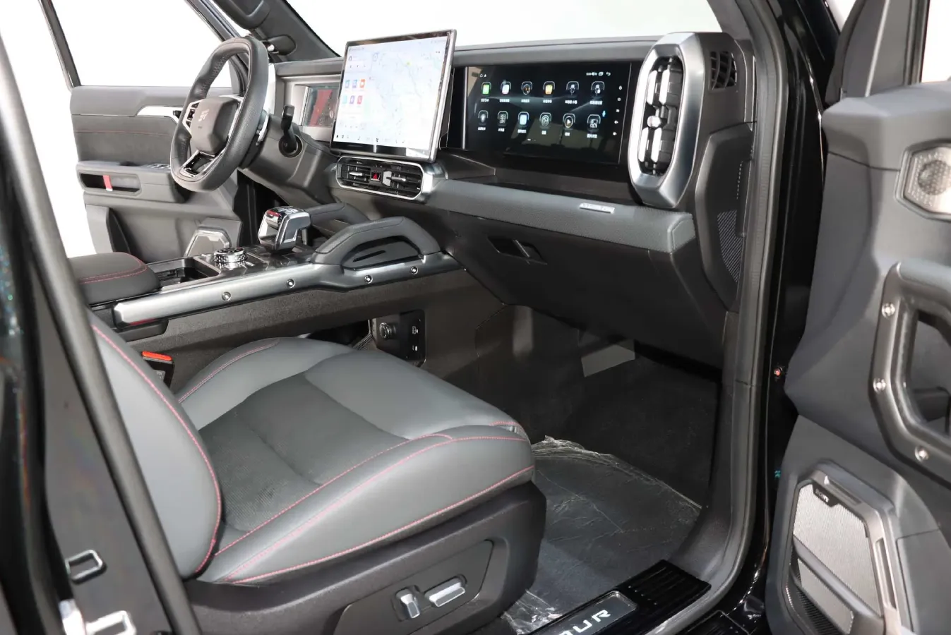 2023 Jetour Traveller 2.0T 254HP L4 8AT,autocango,china used car exporter,china ev exporter,chinese used car exporter,chinese used ev exporter