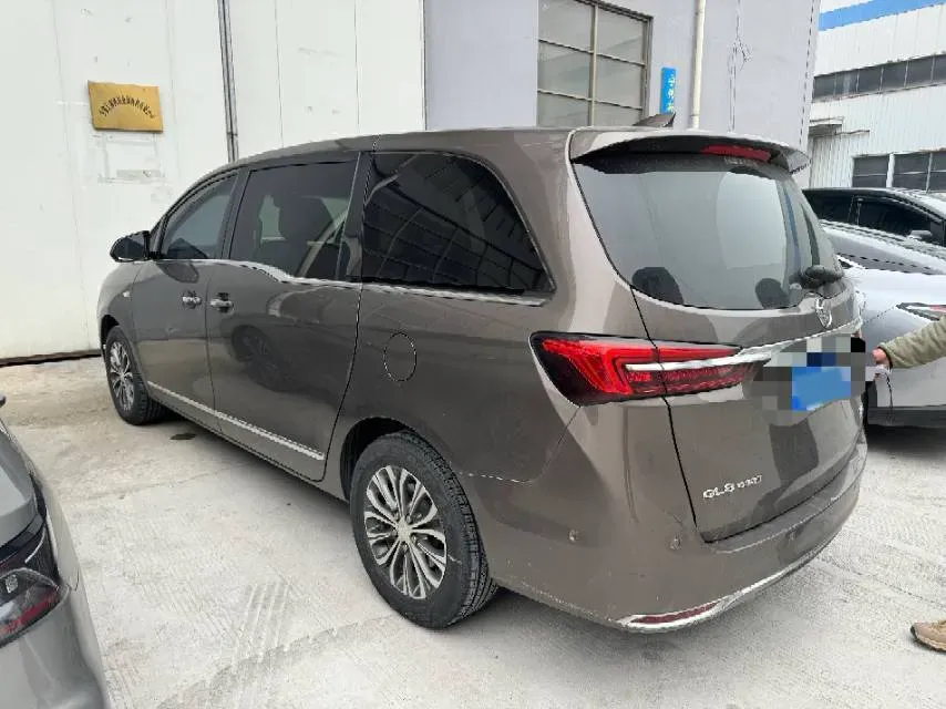 2021 Buick GL8 2.0T 237HP L4 9AT,autocango,china used car exporter,china ev exporter,chinese used car exporter,chinese used ev exporter