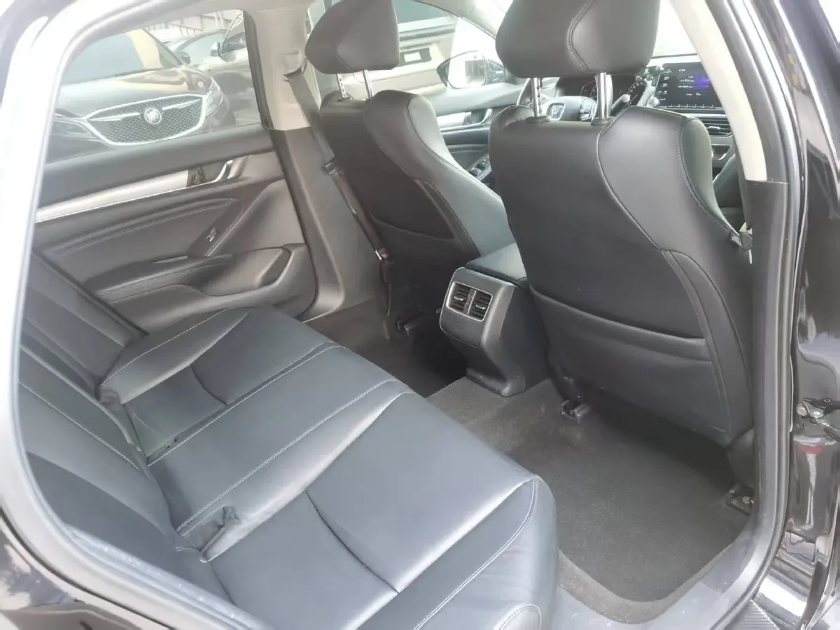 2018 Honda Accord 1.5T 194HP L4 CVT,autocango,china used car exporter,china ev exporter,chinese used car exporter,chinese used ev exporter