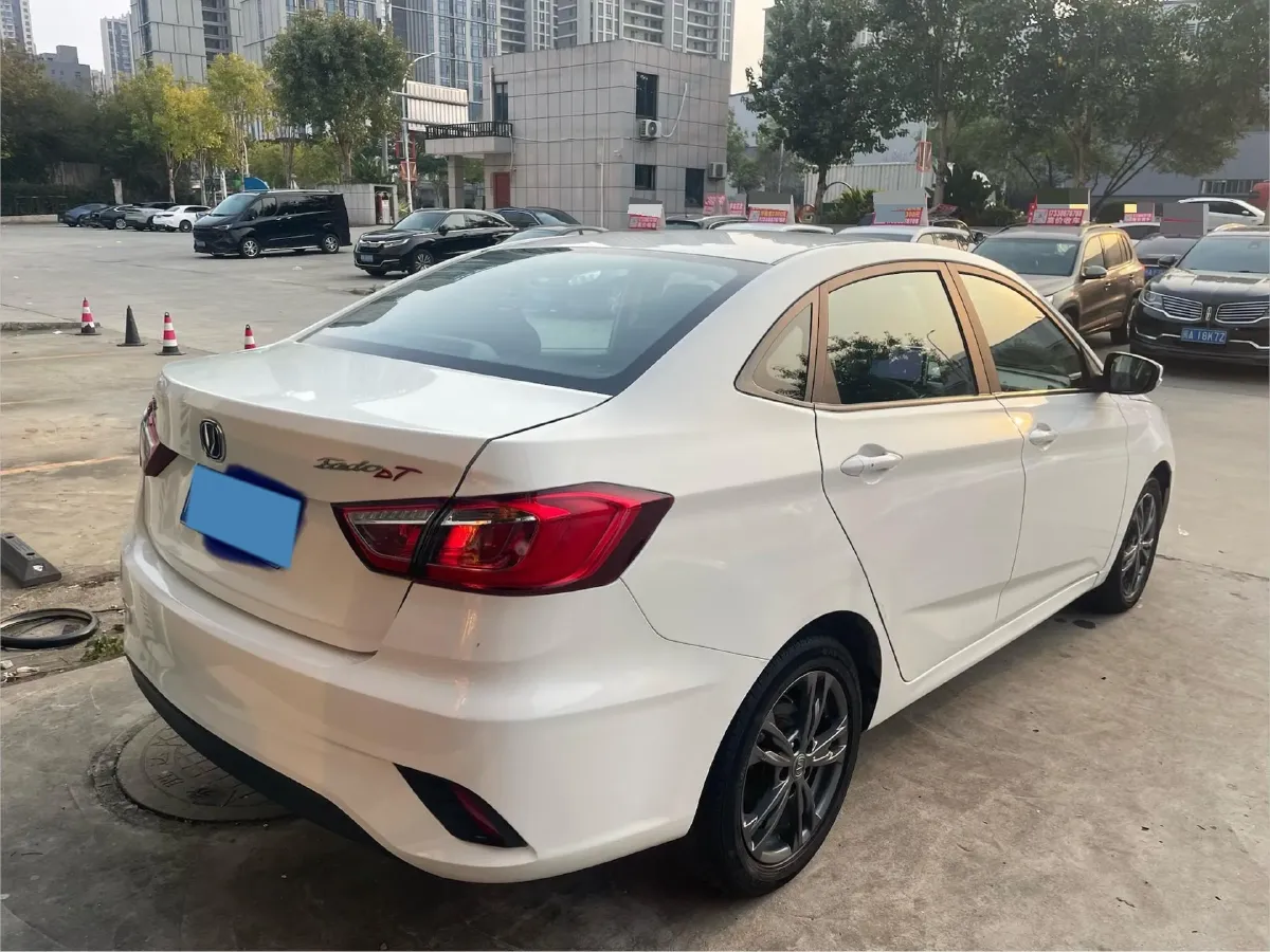 2019 ChangAn Eado DT 1.6L 125HP L4 4AT,autocango,china used car exporter,china ev exporter,chinese used car exporter,chinese used ev exporter