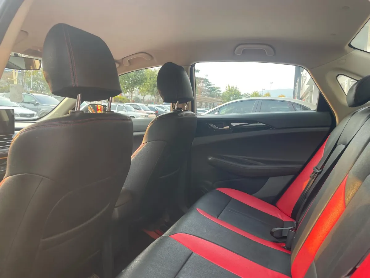 2019 ChangAn Eado DT 1.6L 125HP L4 4AT,autocango,china used car exporter,china ev exporter,chinese used car exporter,chinese used ev exporter