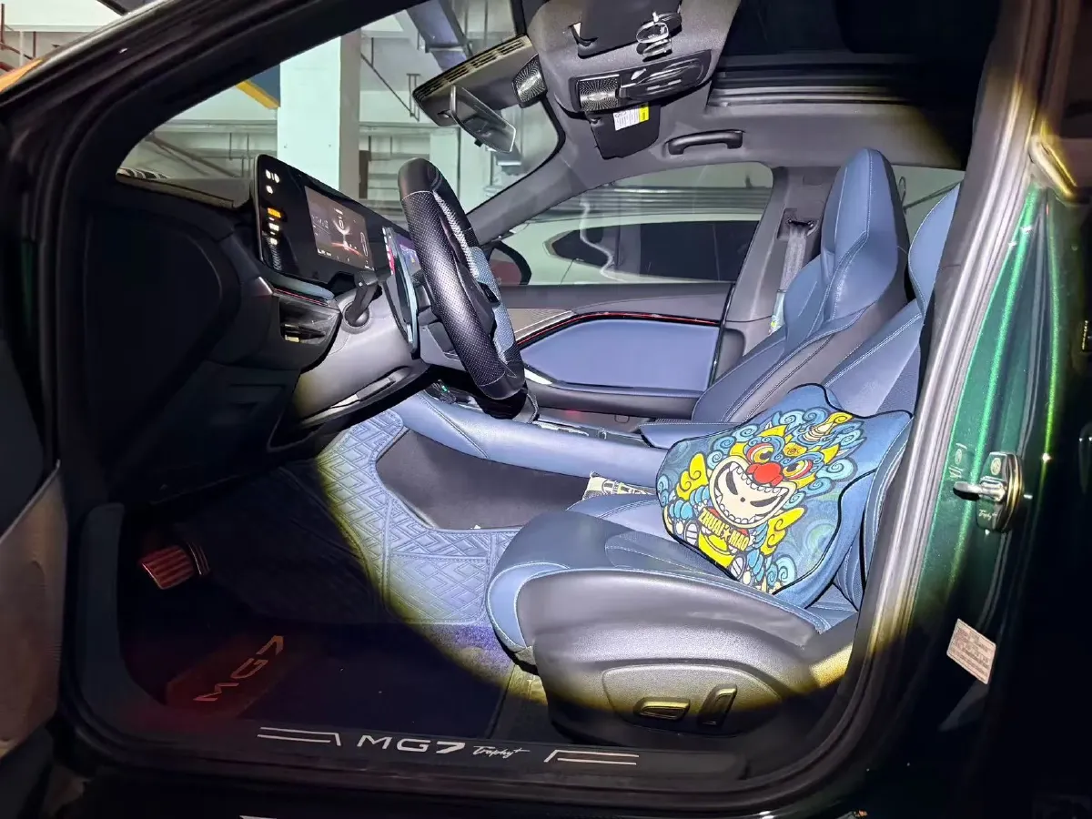 2023 MG 7 1.5T 188HP L4 7DCT,autocango,china used car exporter,china ev exporter,chinese used car exporter,chinese used ev exporter