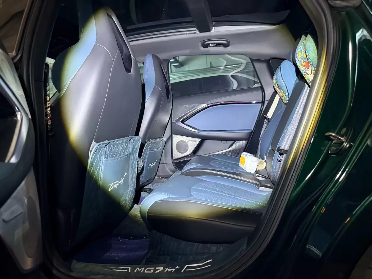 2023 MG 7 1.5T 188HP L4 7DCT,autocango,china used car exporter,china ev exporter,chinese used car exporter,chinese used ev exporter