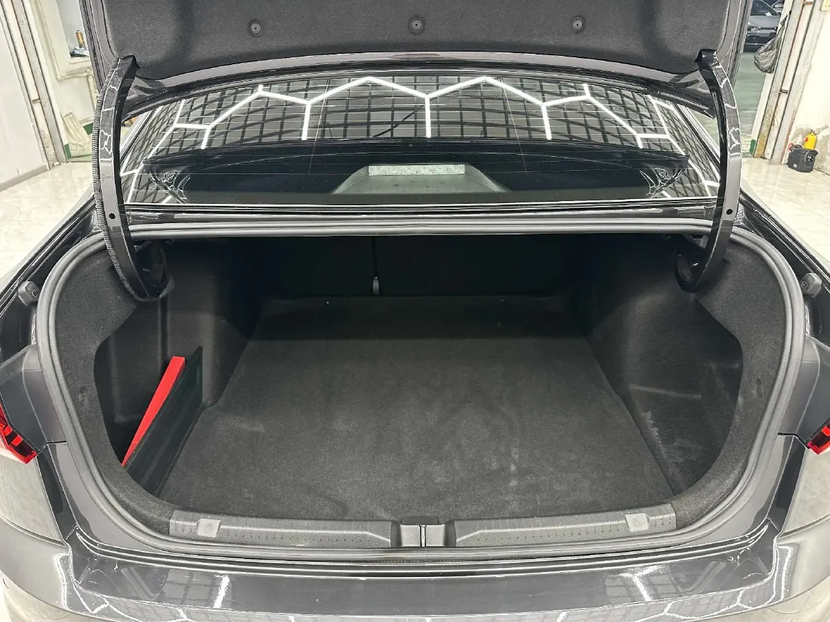 2023 Volkswagen Bora 1.2T 116HP L4 7DCT,autocango,china used car exporter,china ev exporter,chinese used car exporter,chinese used ev exporter