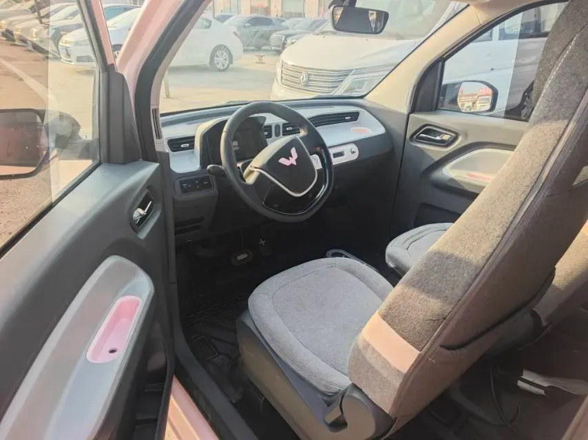 2021 WuLing HongGuang MINI EV BEV 13.9KWH,autocango,china used car exporter,china ev exporter,chinese used car exporter,chinese used ev exporter