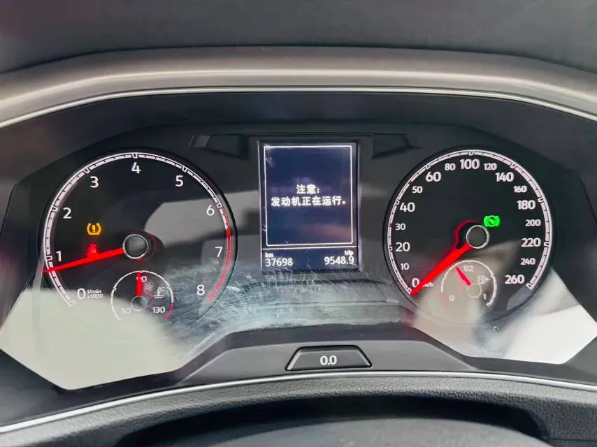 2021 Volkswagen T-Roc 1.4T 150HP L4 7DCT,autocango,china used car exporter,china ev exporter,chinese used car exporter,chinese used ev exporter