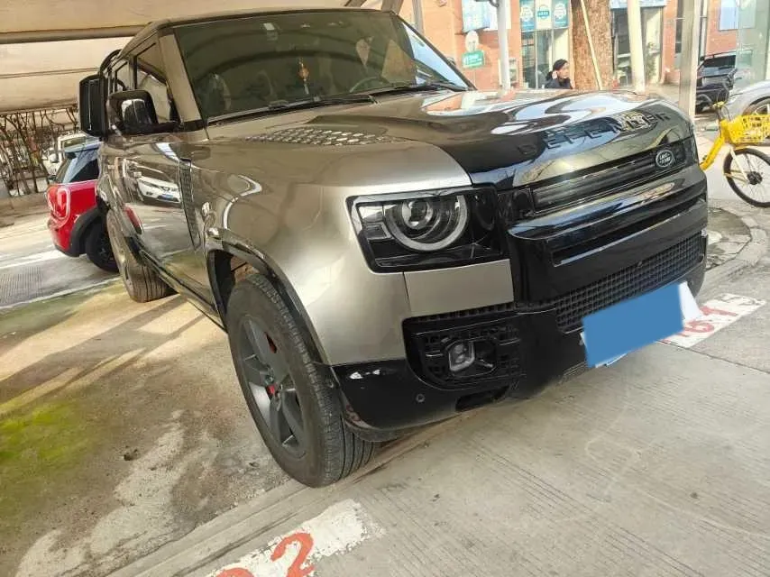 2025 Land Rover Defender 3.0T 400HP L6 8AT,autocango,china used car exporter,china ev exporter,chinese used car exporter,chinese used ev exporter