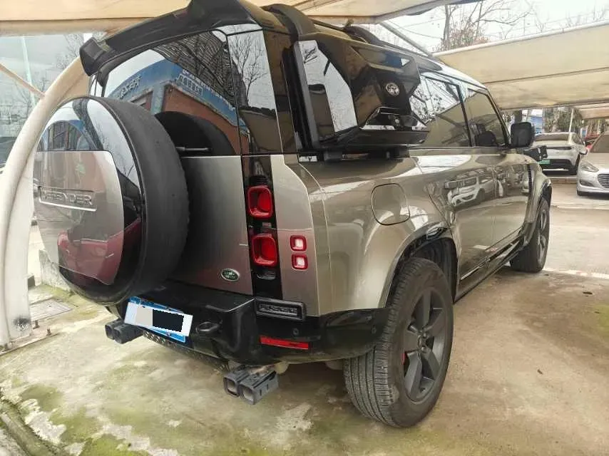 2025 Land Rover Defender 3.0T 400HP L6 8AT,autocango,china used car exporter,china ev exporter,chinese used car exporter,chinese used ev exporter