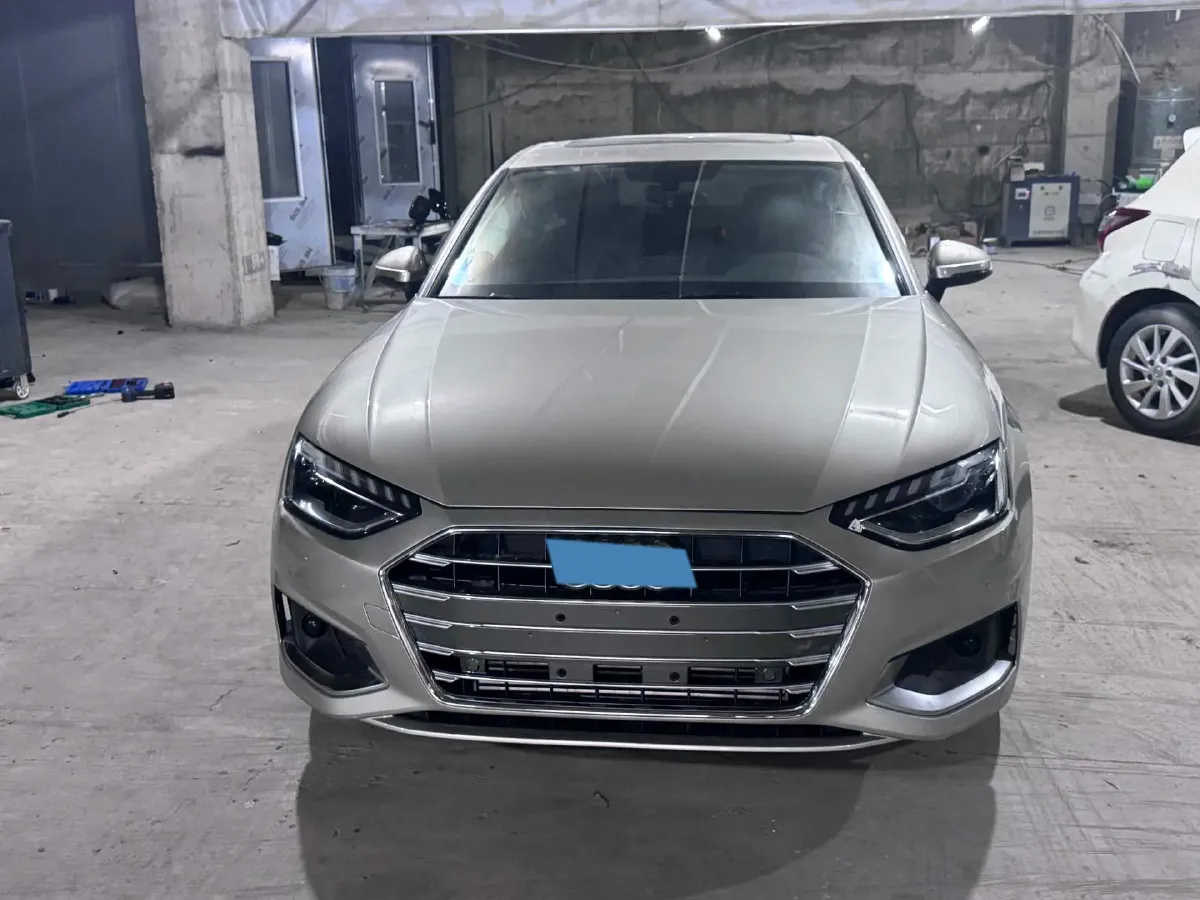 2020 Audi A4L 2.0T 190HP L4 7DCT,autocango,china used car exporter,china ev exporter,chinese used car exporter,chinese used ev exporter