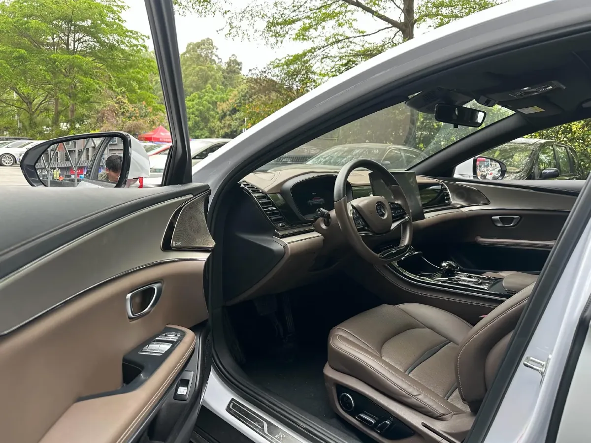 2020 WEY VV7 2.0T 227HP L4 7DCT PHEV,autocango,china used car exporter,china ev exporter,chinese used car exporter,chinese used ev exporter