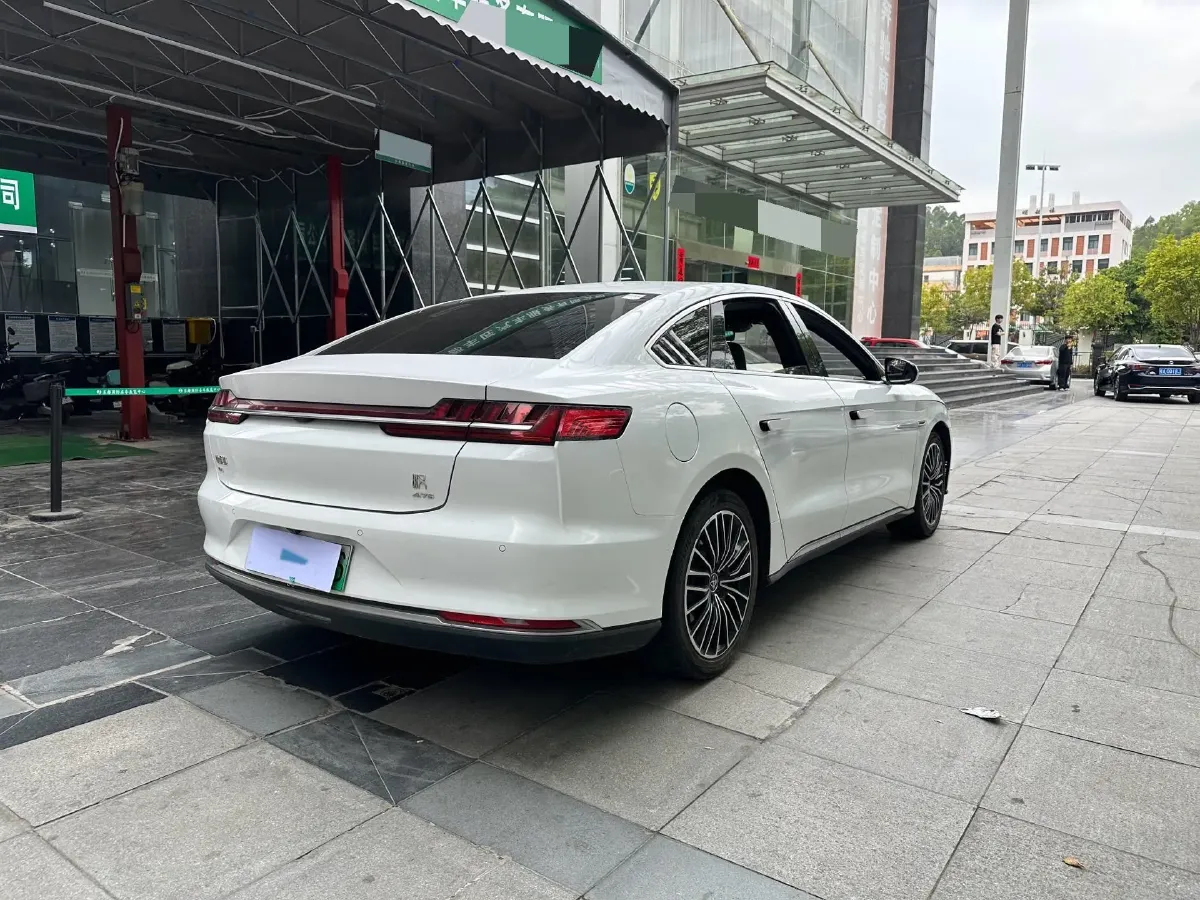 2020 WEY VV7 2.0T 227HP L4 7DCT PHEV,autocango,china used car exporter,china ev exporter,chinese used car exporter,chinese used ev exporter