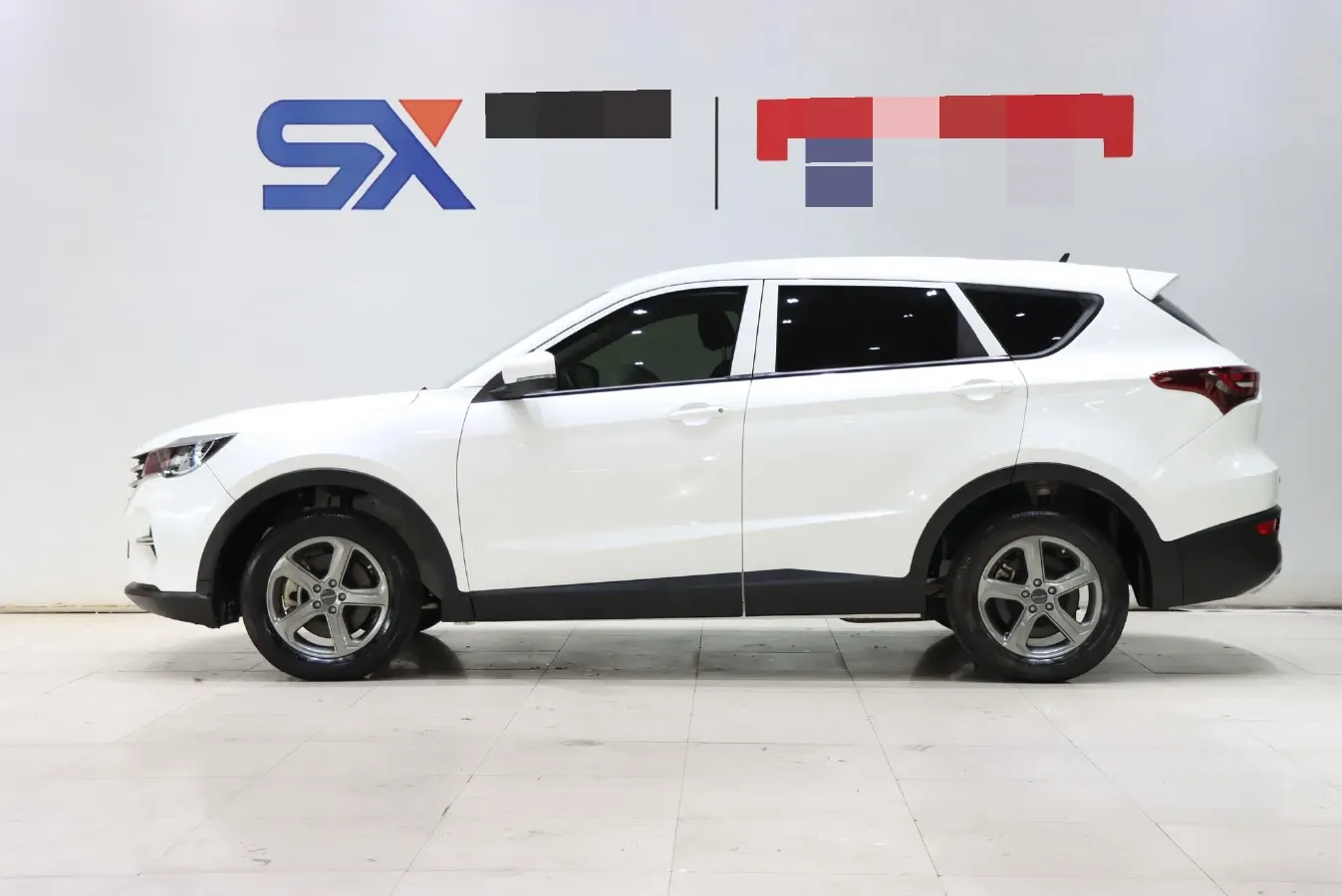 2020 Jetour X70M 1.5T 156HP L4 6MT,autocango,china used car exporter,china ev exporter,chinese used car exporter,chinese used ev exporter