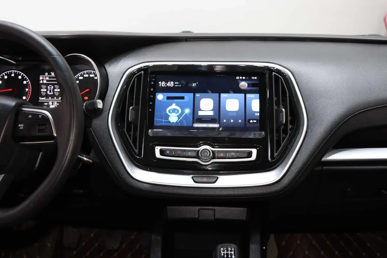 2020 Jetour X70M 1.5T 156HP L4 6MT,autocango,china used car exporter,china ev exporter,chinese used car exporter,chinese used ev exporter