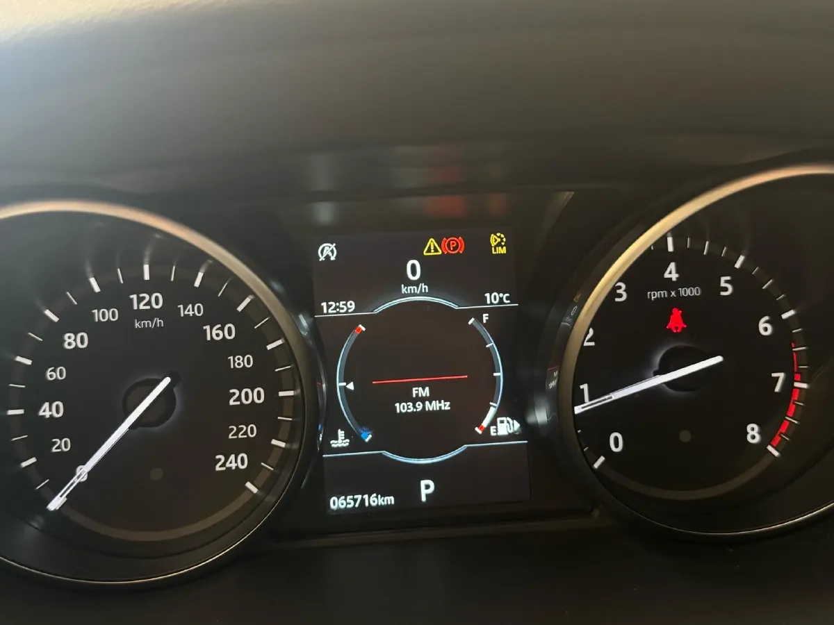 2019 Land Rover Discovery Sport 2.0T 241HP L4 9AT,autocango,china used car exporter,china ev exporter,chinese used car exporter,chinese used ev exporter