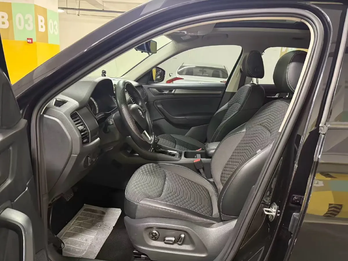 2018 Skoda Kodiak 2.0T 186HP L4 7DCT,autocango,china used car exporter,china ev exporter,chinese used car exporter,chinese used ev exporter