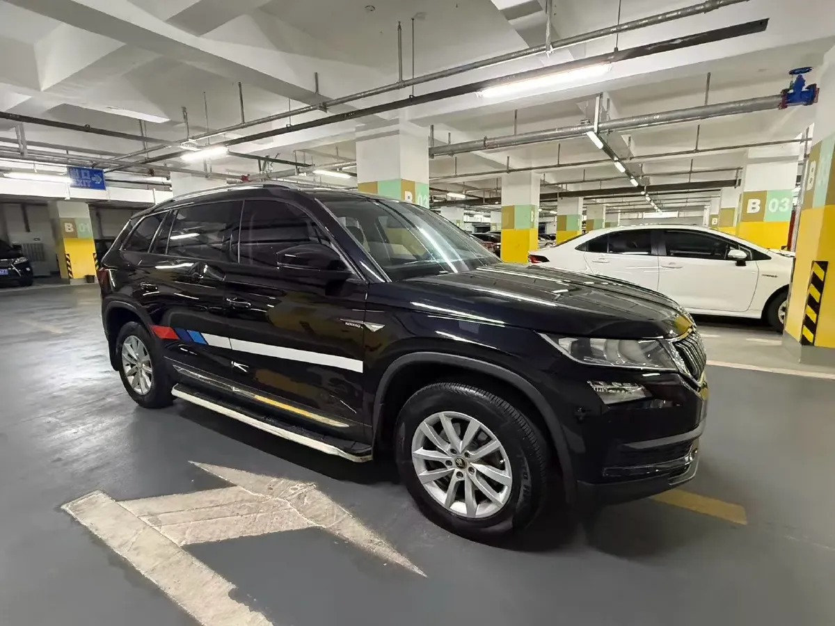 2018 Skoda Kodiak 2.0T 186HP L4 7DCT,autocango,china used car exporter,china ev exporter,chinese used car exporter,chinese used ev exporter