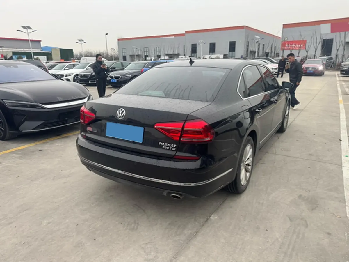 2017 Volkswagen Passat 1.8T 180HP L4 7DCT,autocango,china used car exporter,china ev exporter,chinese used car exporter,chinese used ev exporter