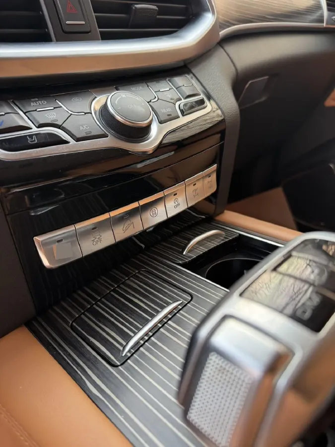 2022 Haval H9 2.0T 224HP L4 8AT,autocango,china used car exporter,china ev exporter,chinese used car exporter,chinese used ev exporter