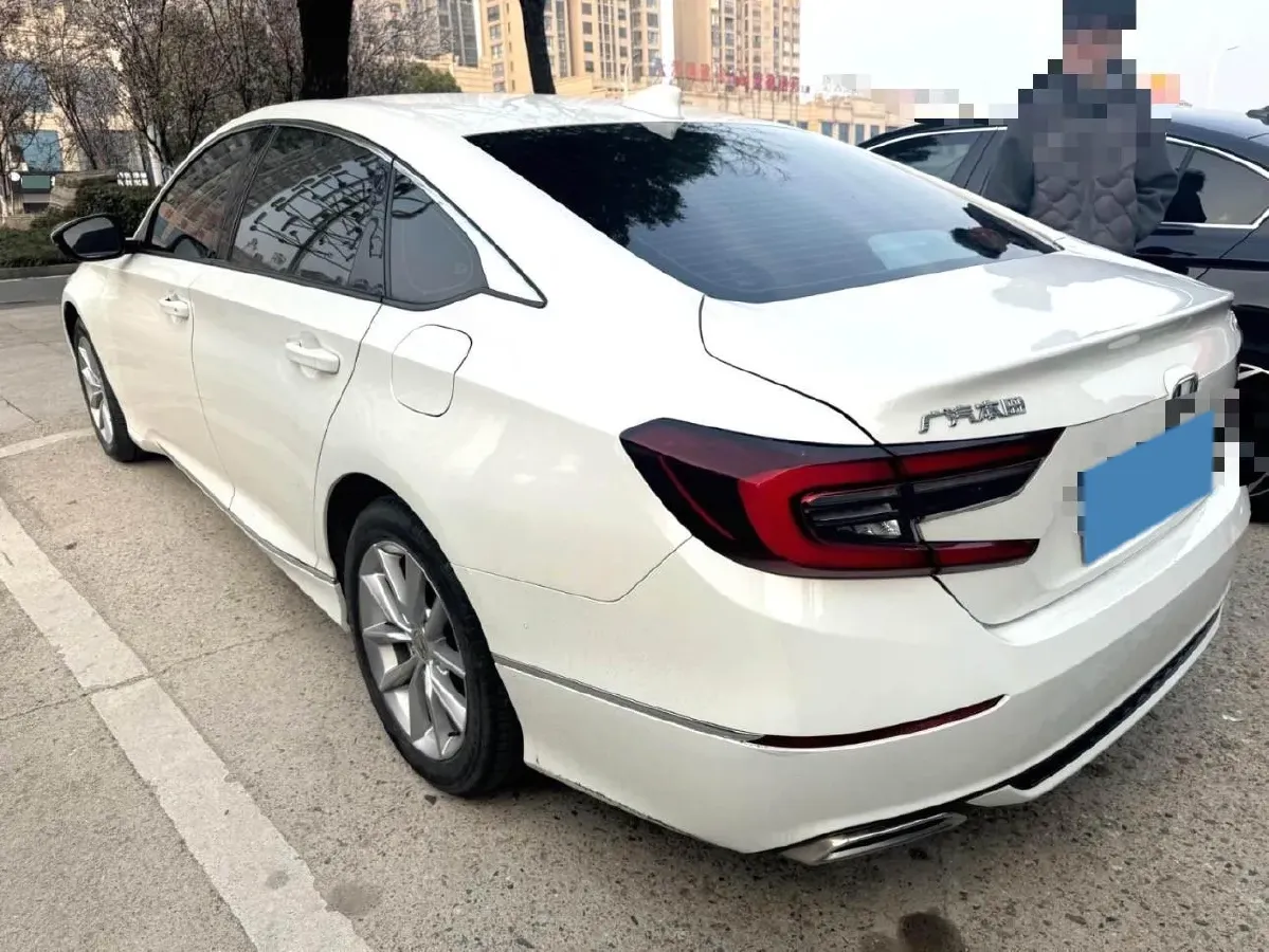 2022 Honda Accord 1.5T 194HP L4 CVT,autocango,china used car exporter,china ev exporter,chinese used car exporter,chinese used ev exporter