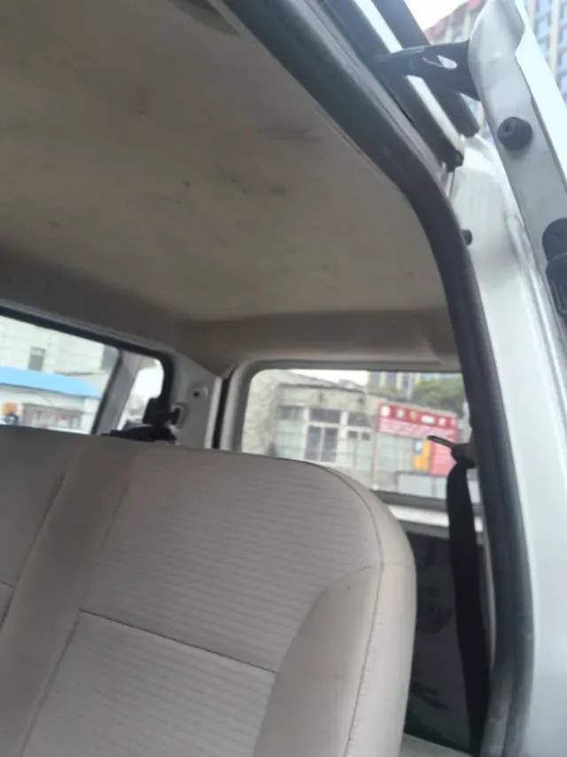 2019 WuLing HongGuang V 1.5L 99HP L4 6MT,autocango,china used car exporter,china ev exporter,chinese used car exporter,chinese used ev exporter