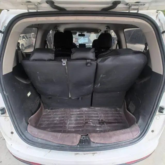 2019 BaoJun 730 1.5L 105HP L4 6MT,autocango,china used car exporter,china ev exporter,chinese used car exporter,chinese used ev exporter