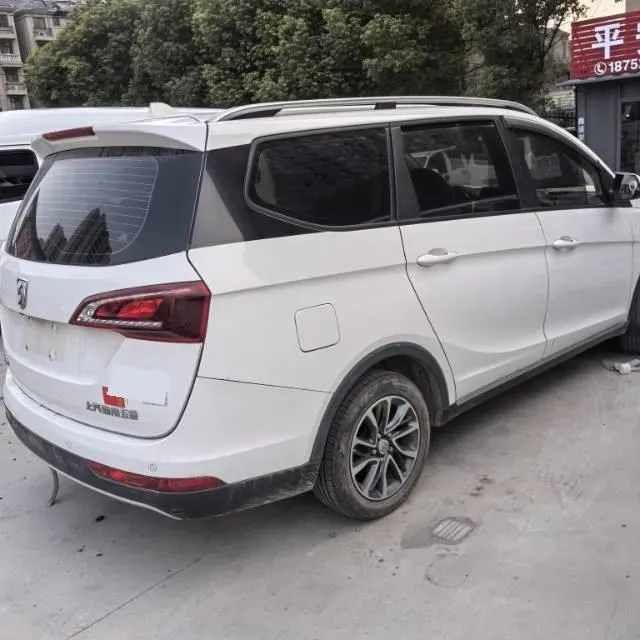 2019 BaoJun 730 1.5L 105HP L4 6MT,autocango,china used car exporter,china ev exporter,chinese used car exporter,chinese used ev exporter
